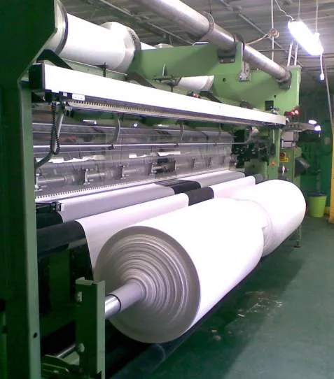 Maszyny dziewiarskie Karl Mayer w hali produkcyjnej TAW